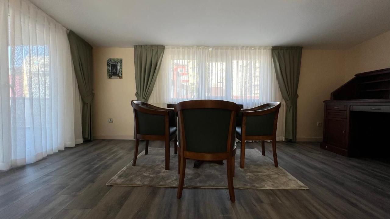 200 M2 Muhtesem Cati Kati, Roof Apartment Istanbul Luaran gambar